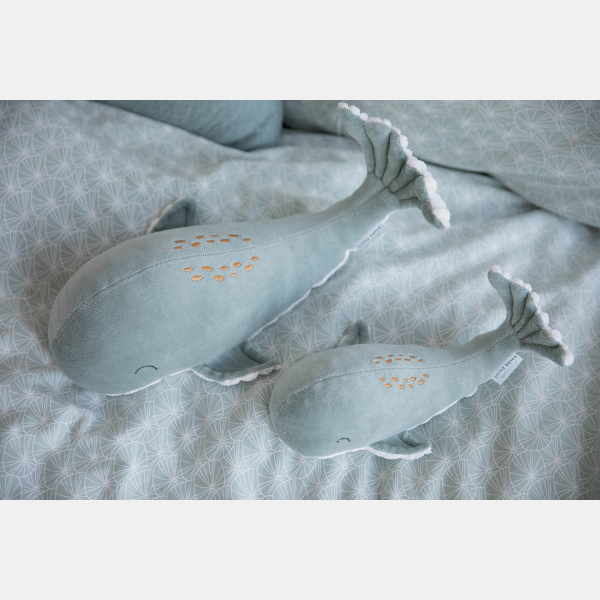 LD4808 Large Cuddle Toy Whale 1
