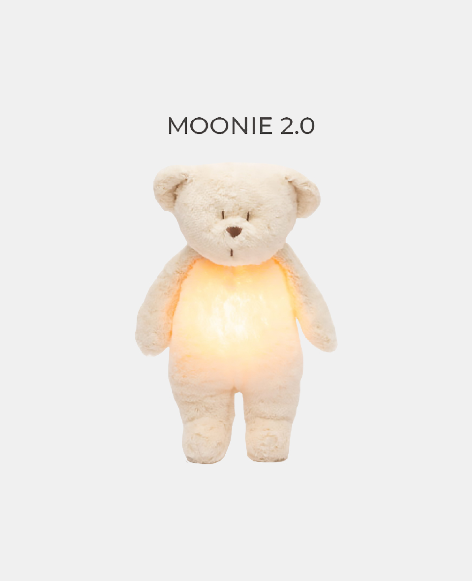 5903943986453.jpg MOONIE 2.0 ORGANIC BEAR – POLAR – JUCARIE MUZICALA CU SUNETE ROZ SI LAMPA DE VEGHE INCORPORATA - imagine 1