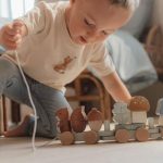 Trenulet din lemn FSC pentru stivuire - Veverita - Forest Friends - Little Dutch - imagine 3