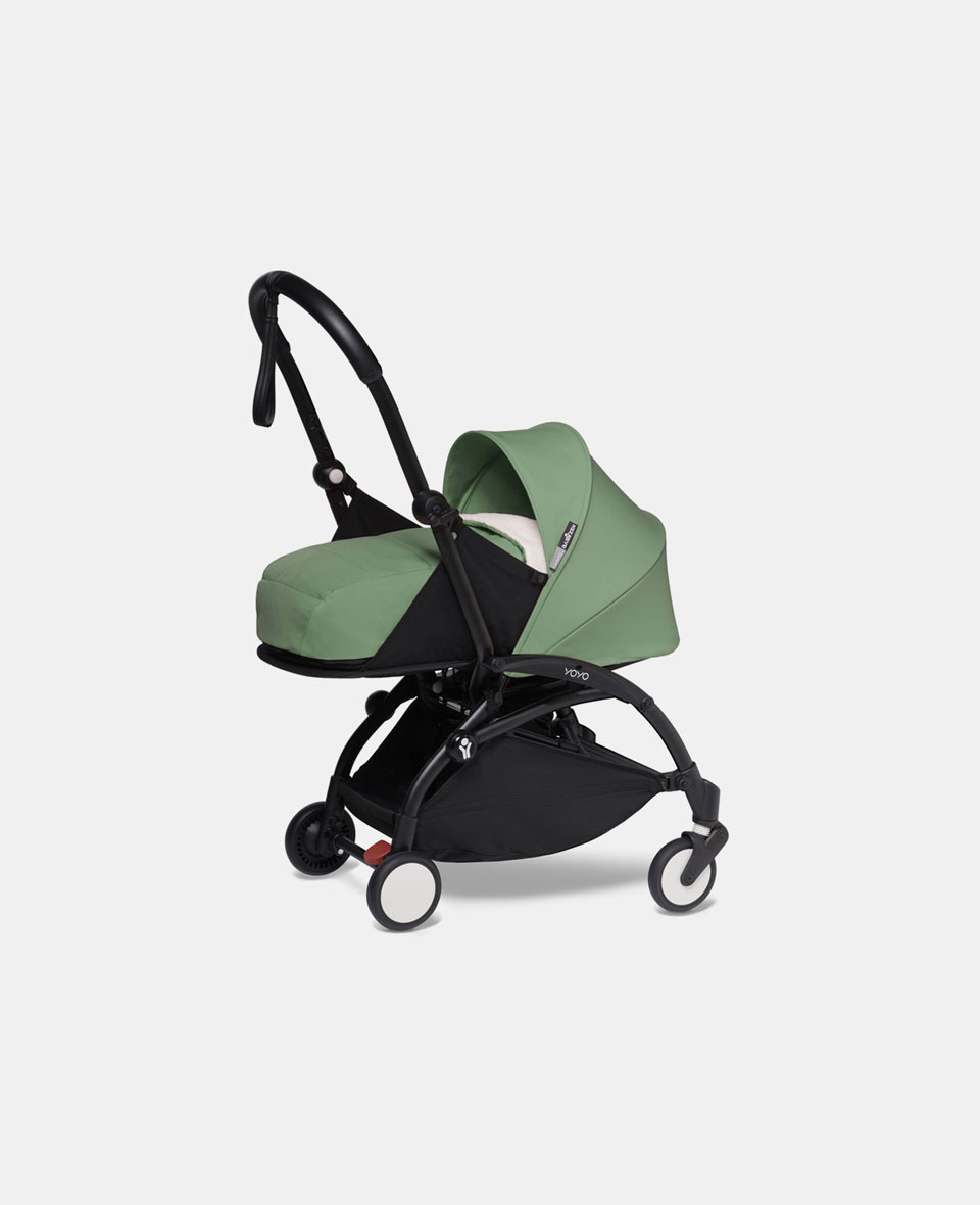 Babyzen_yoyo_0plus_peppermint_01_main.jpg Cărucior Babyzen YOYO² pentru nou născuți cu cadru negru și pachet 0+ peppermint - imagine 1