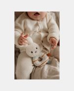 Salopetă tricotată din mix de lână pentru bebeluși - Soft White - Vintage Sunny Stripes - Little Dutch - imagine 4