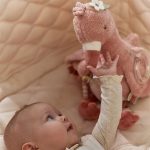 Jucarie senzoriala pentru bebelusi - Flamingo - Safari Friends - Activity Cuddle GRS - imagine 3
